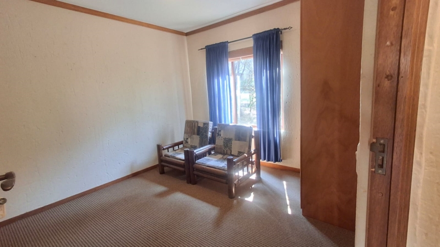 4 Bedroom Property for Sale in Boschenvaal River Front Lodges Free State